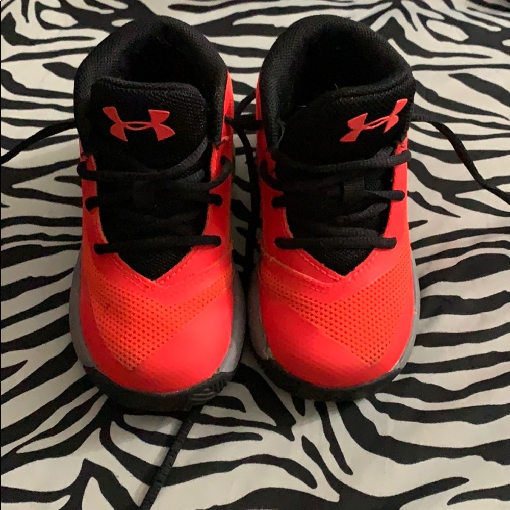 Grey and orange were a few times